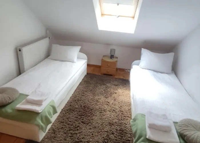 Dom Na Karkonoskiej بيت للعطل *