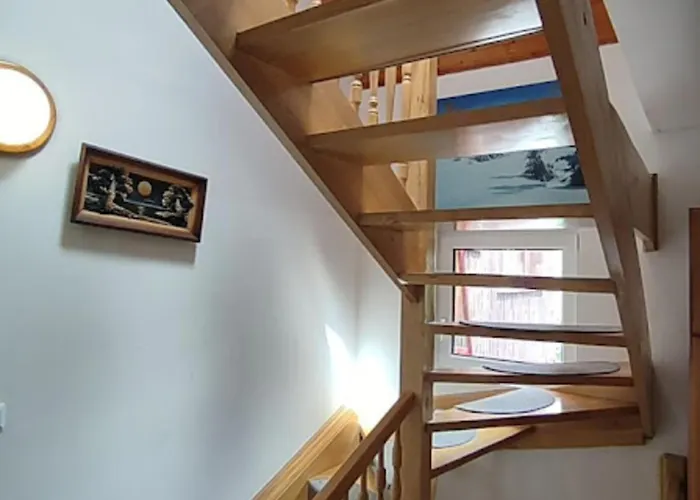 Dom Na Karkonoskiej بيت للعطل *